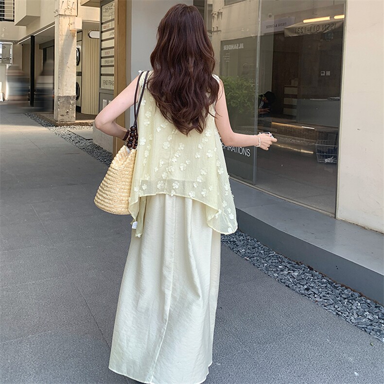 设计感无袖背心套装女2025夏季新款时尚立体花朵上衣半身裙两件套,女装套装/套裙,纯色衣恋