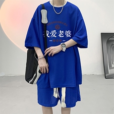 克莱因蓝