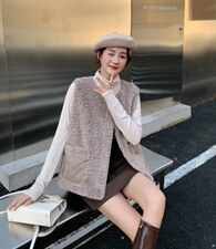 口袋拼麂皮马甲，女装马甲，吉之红