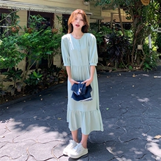 氛围感牛仔马甲连衣裙女夏季2025新款小众收腰显瘦长裙子，女装连衣裙，2C285