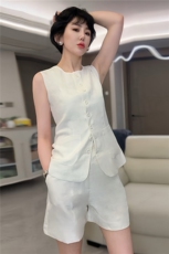 高级休闲时尚套装女夏款单排扣无袖小香风马甲背心阔腿短裤两件套，女装套装/套裙，2C310