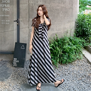 斜条纹披肩无袖连衣裙女2025夏季新款韩系设计感宽松休闲显瘦长裙图片