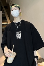 量大优可提供视频2024夏季新美式短袖T恤D223A-T24136-P18，男装T恤，电商019-1