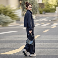 2025年秋季新款时尚休闲三件套，女装套装/套裙，红依一坊