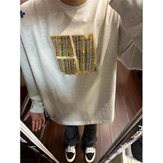 灰色