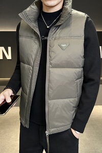 短款立领羽绒马夹男 休闲日系面包服保暖外套马甲背心M75-P110图片