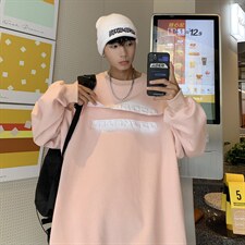 粉红色