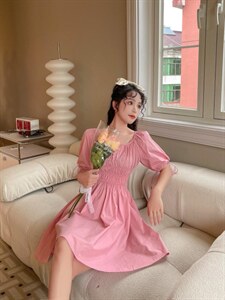 布连衣裙图片