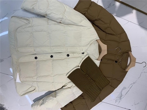 新款羽绒服，女装羽绒服，天使格格