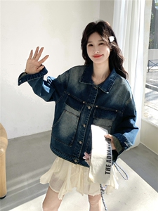 韩版渐变水洗牛仔夹克女拼接口袋设计感宽松休闲百搭秋款短外套图片