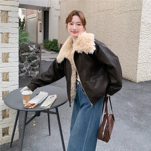 减龄毛绒拼接保暖皮衣冬小个子高级感气质皮外套，女装皮衣，乔安迪