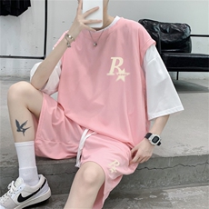 粉红色