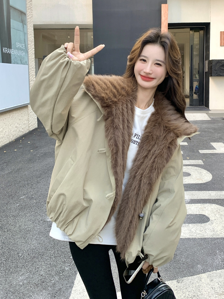 新款！保暖休闲大毛领派克服牛角扣工装外套2C133-6006-P255-K378,女装派克服,2C133