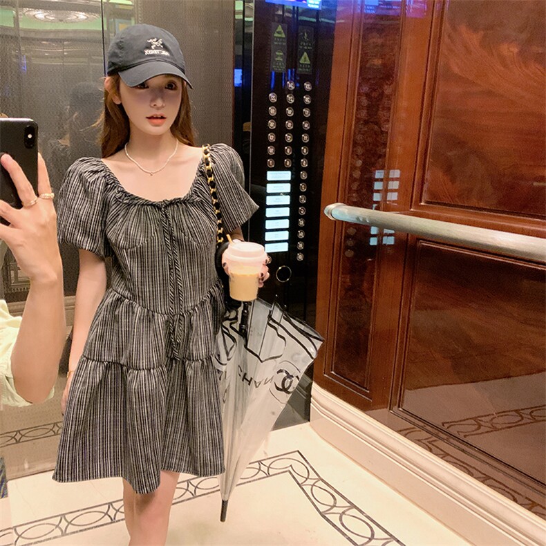 甜酷泡泡袖格子连衣裙女夏小个子收腰显瘦减龄艺术生俏皮可爱爆款,女装连衣裙,2C201