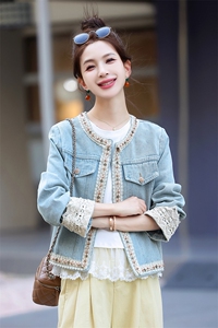 重工轻奢蕾丝拼接短款牛仔外套女2026春秋新款小香风名媛减龄百搭图片