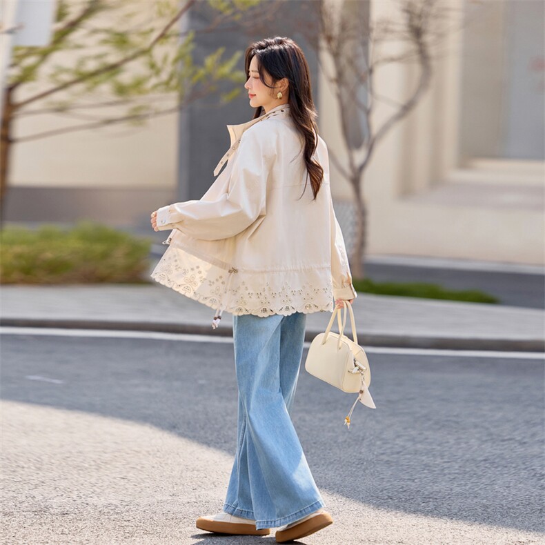 【现货！！！】蕾丝拼接风衣外套女中长款,女装短外套,素月