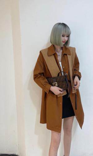 2021-01小披肩风衣，女装风衣，春霓公主