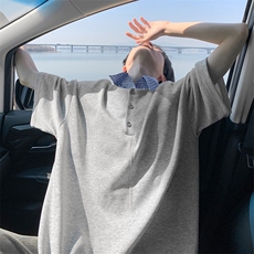 浅灰色