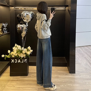 春款女连帽卫衣阔腿牛仔裤设计感显高两件套图片