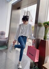 春款蕾丝衬衣，任何一个小细节我们都会做到位，其它，秀薇拉