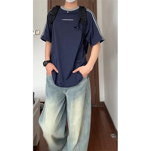 24T101-特P45    夏装潮流圆领领口手工钉珠装饰男女短袖T恤图片