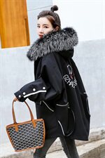 2020冬季新款时尚个性拉链口袋气质修身舒适保暖刺绣派克服，女装派克服，曼娅璐