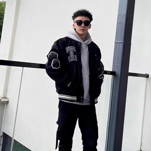 有货DJK3405-批68高质量350克毛呢刺绣棒球服外套男图片