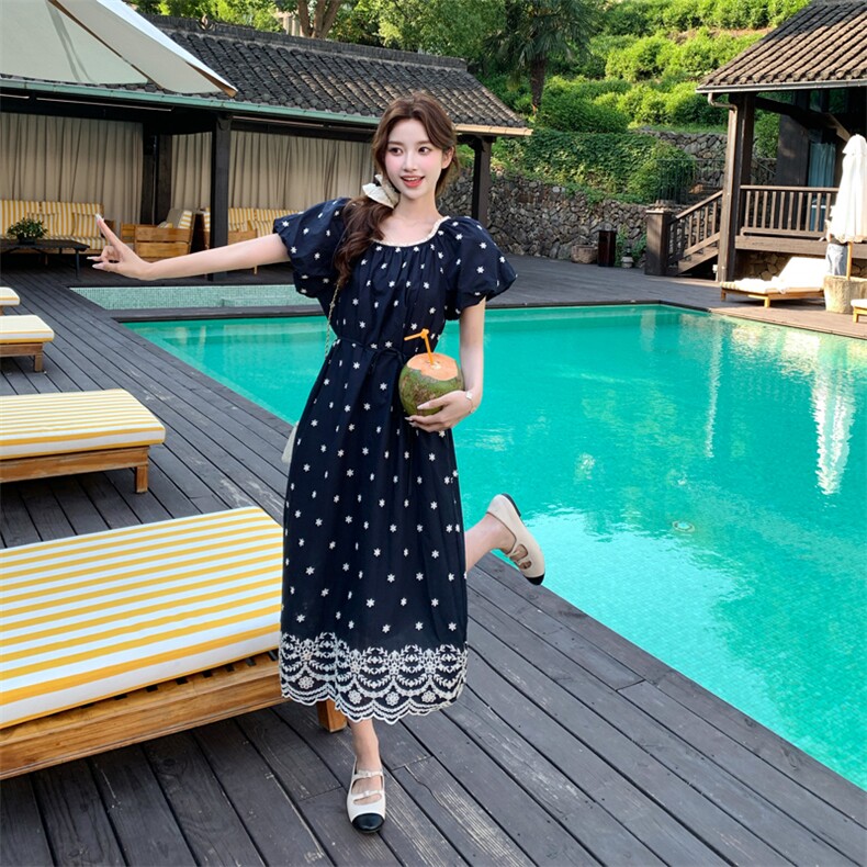 时髦设计感性感绣花连衣裙女夏季2025年新款韩版巨好看气质长裙子,女装连衣裙,2C279