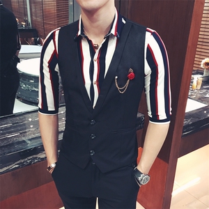 Y8717-2021翻领胸花装饰男马甲外套 酒吧夜店KTV服务生马甲图片