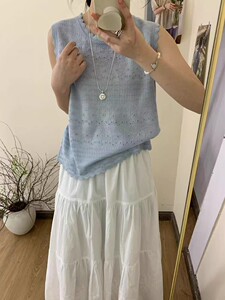 无袖镂空背心图片