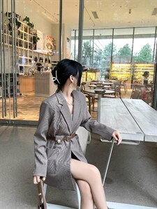 高品质格子西装图片