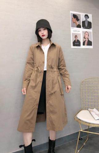 春装新款休闲风衣，女装风衣，依伊贝诺