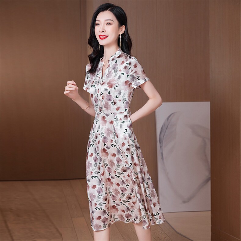 杭州真丝连衣裙女夏2026新款印花高端中年妈妈真丝连衣裙图片