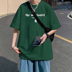 墨绿色