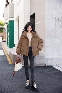 新款羽绒服图片
