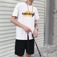 白色