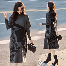 【现货】2025年秋季新款假两件水墨花毛衣裙中长款显瘦气质，女装针织衫/毛衣，辉煌依升