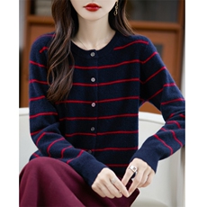 100%纯羊毛衫女圆领细条纹开衫宽松外穿打底衫秋冬撞色系扣毛衣，女装羊毛衫，大美人包芯纱店