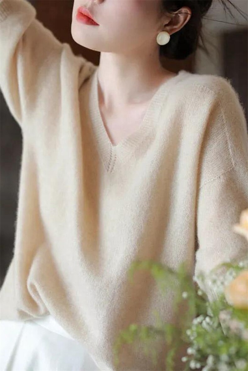 纯色V领羊毛针织衫女韩版宽松时尚百搭上衣,女装羊毛衫,恩泰羊绒