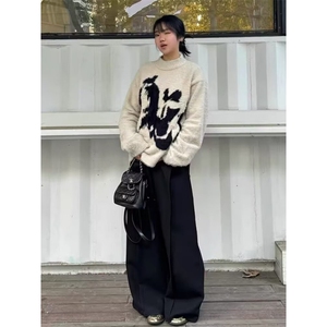 韩chic秋季复古圆领字母印花撞色宽松马海毛长袖套头针织毛衣女图片