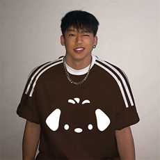 咖啡色