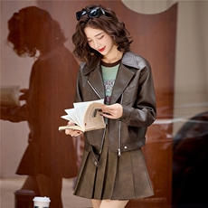 2025年秋季新款现货修身显瘦小翻领皮衣外套，女装皮衣，臻衣坊