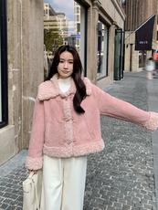 现货好数据25冬装短款月牙皮袢牛角扣皮毛一体182A-8587P185K268，女装皮草，浙宝182A