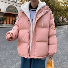 藕 粉色