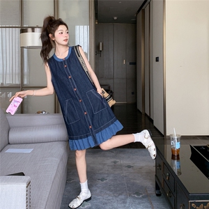 小个子精致无袖连衣裙女2025夏季新款港风设计感ins炸街牛仔A字裙图片
