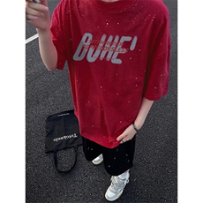 酒红色