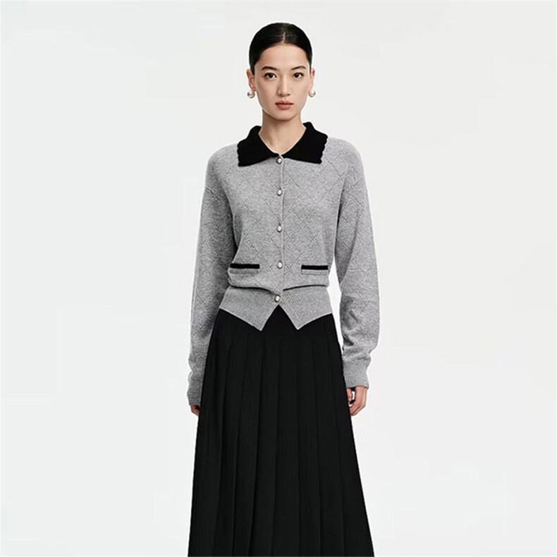 时尚娃娃领拼接羊毛衫女款修身显瘦长袖针织开衫外套秋冬季新款图片