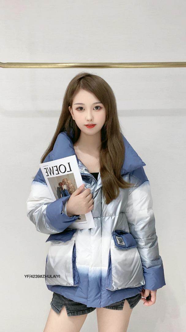 【现货】2021冬季新款渐变羽绒服，女装羽绒服，主莱依