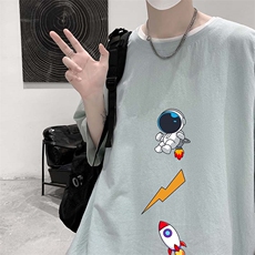 灰绿色