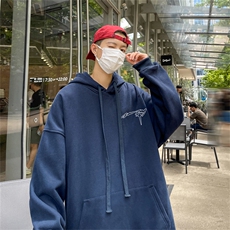 藏青色